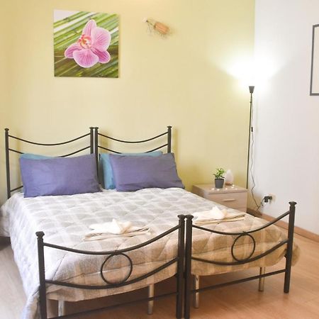 Netflix - Centro Storico Urbino Appartement Buitenkant foto